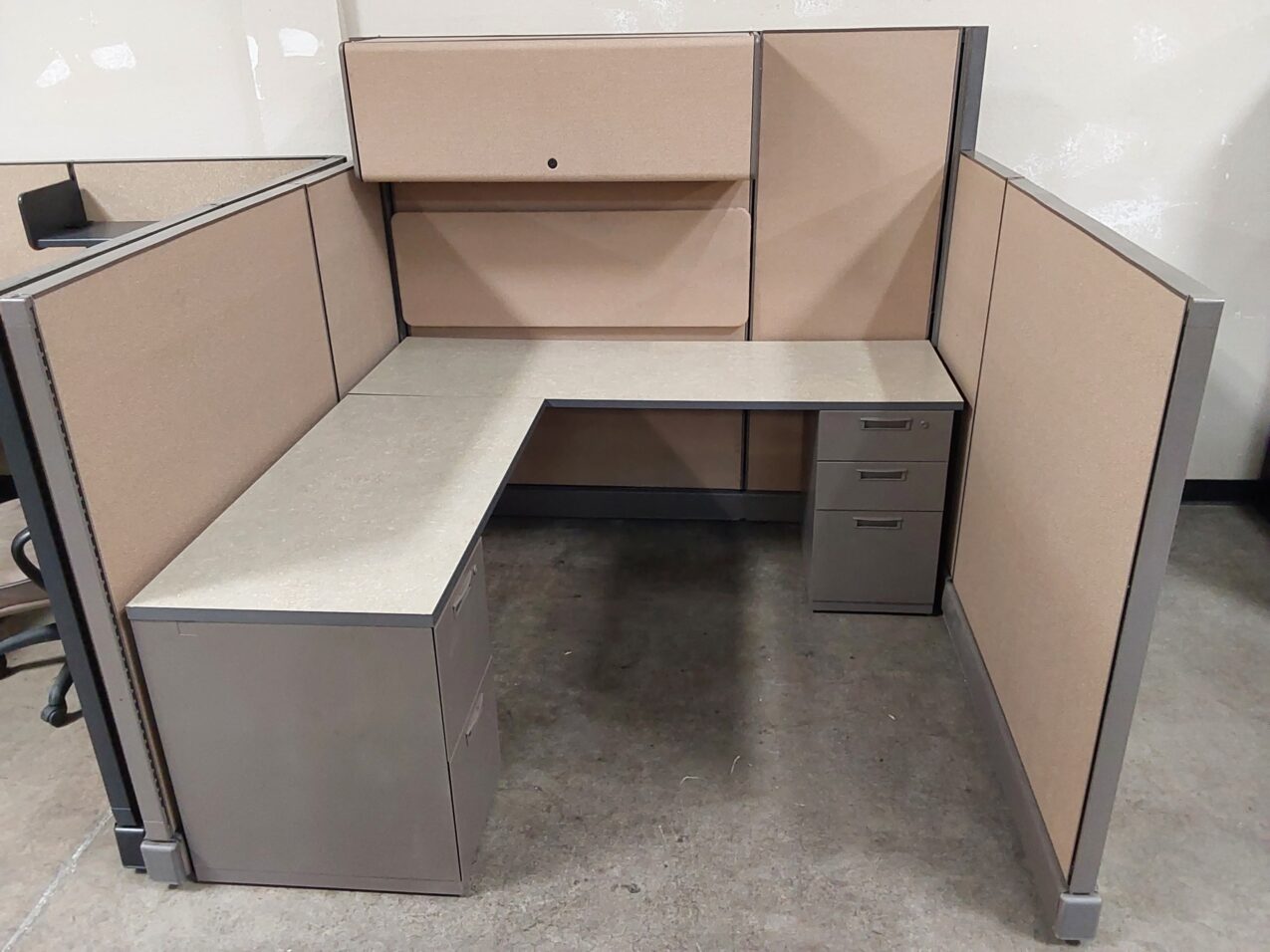 Used hm a02 cubicle